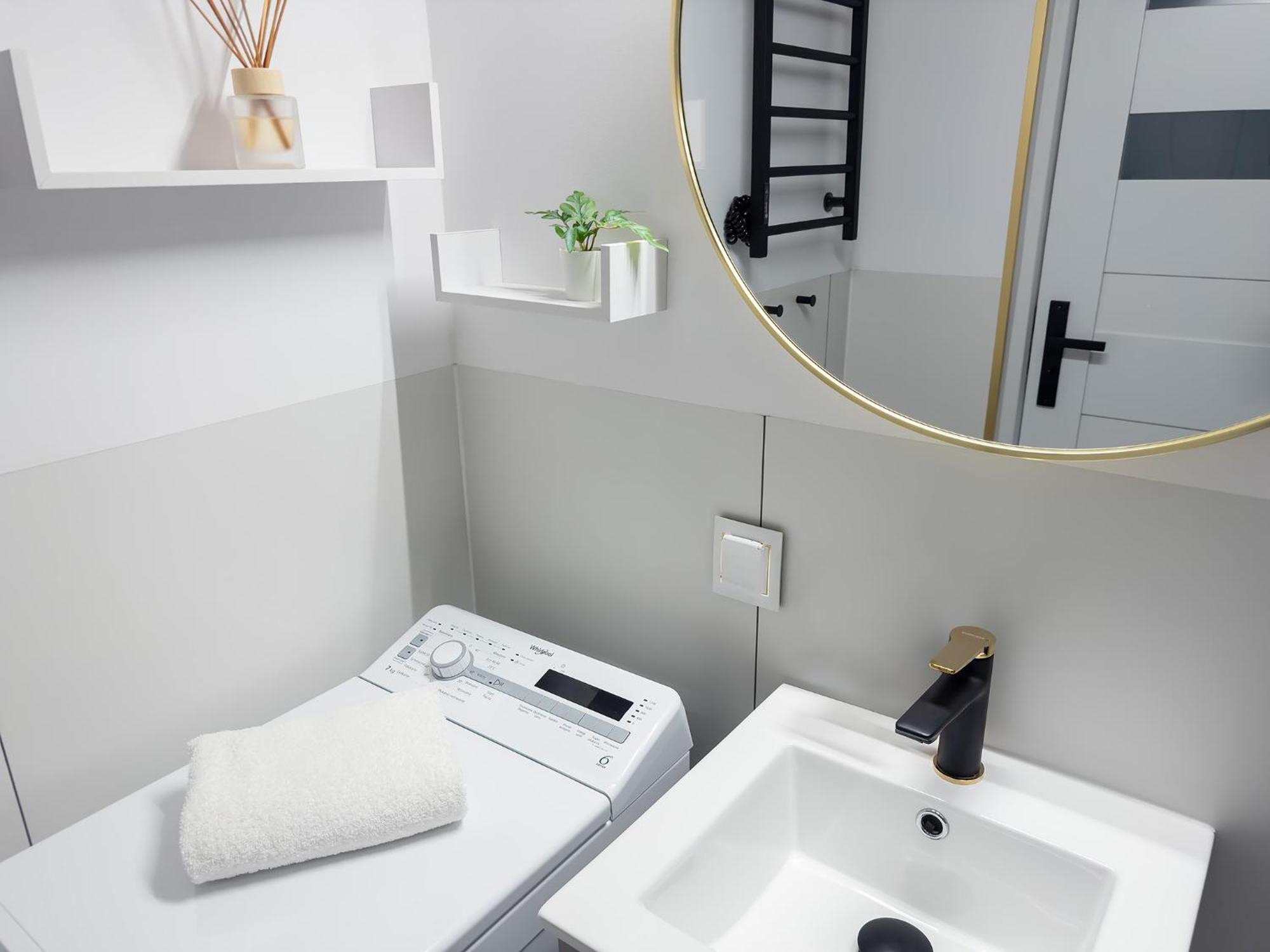 Luxury Apartments In The City Center Варшава Экстерьер фото