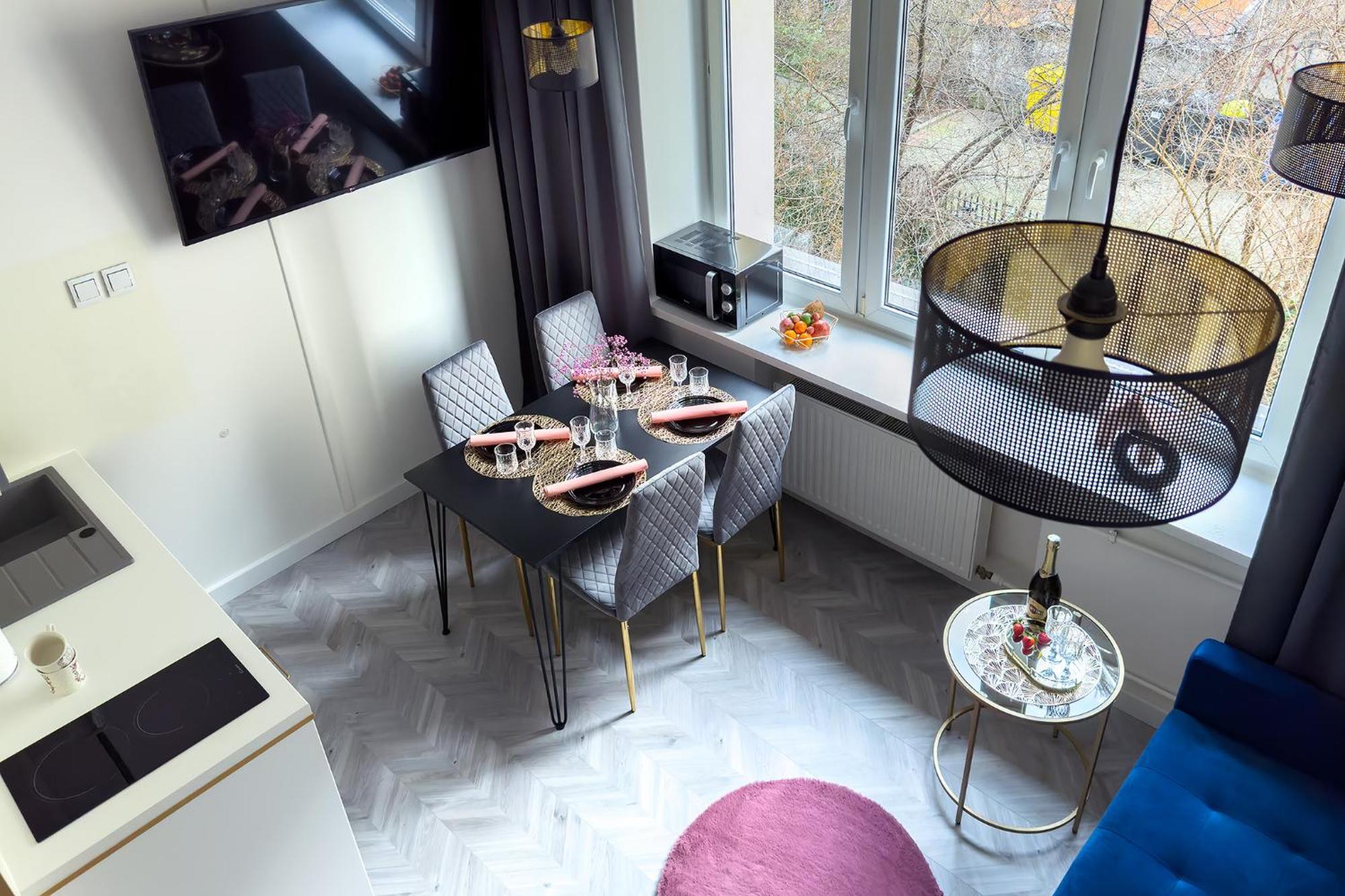 Luxury Apartments In The City Center Варшава Экстерьер фото